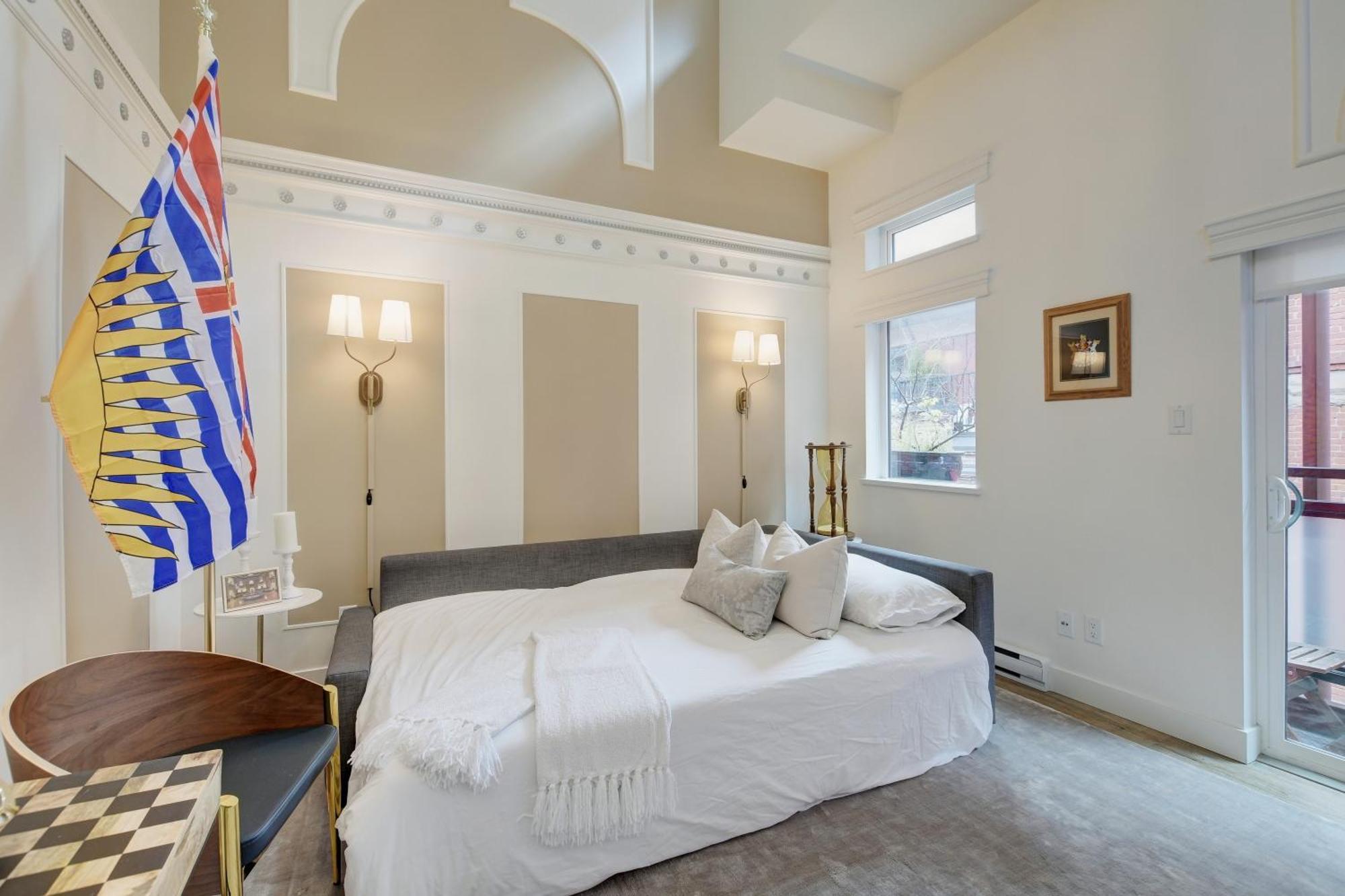 Victoria'S Parliamentary Suite With Private Rooftop Patio & Harbour View المظهر الخارجي الصورة